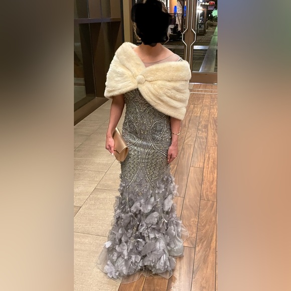 Evening Gown/Ball Gown/Pageant Gown/Prom/Mother of the Bride/Mother of the Groom - Picture 2 of 15